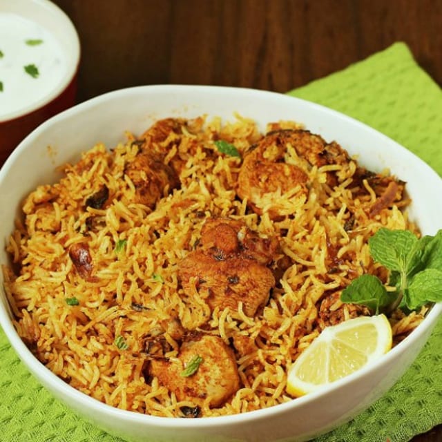 CHICKEN BIRYANI.