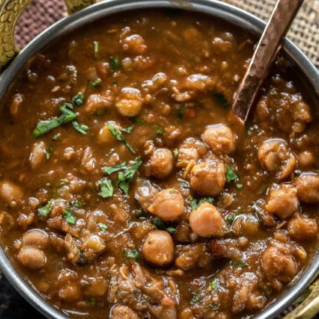 PUNJABI CHOLE.